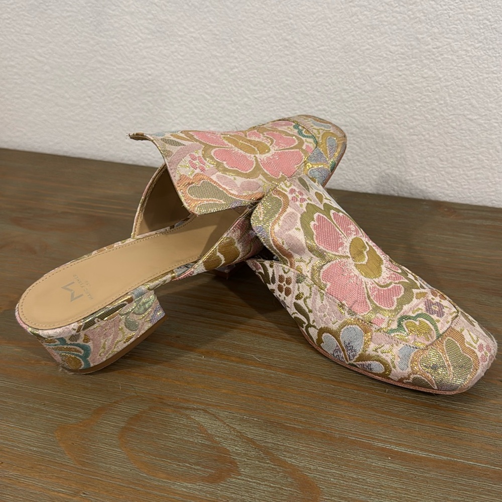 Marc Fisher GORGEOUS pastel multi colored metallic block heel mules size 9.5